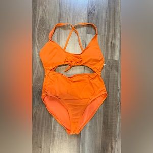 Gibson Latimer orange bikini (153)